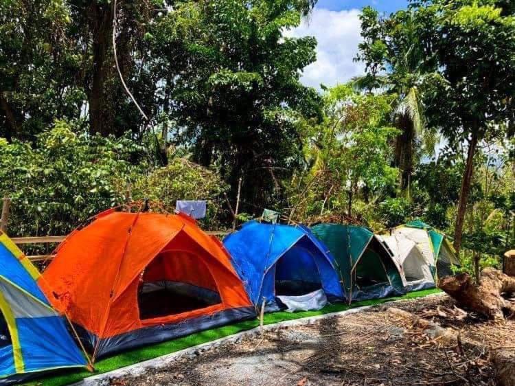 Campsarap Hostel & Resort Valencia  Екстер'єр фото