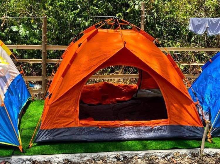 Campsarap Hostel & Resort Valencia  Екстер'єр фото