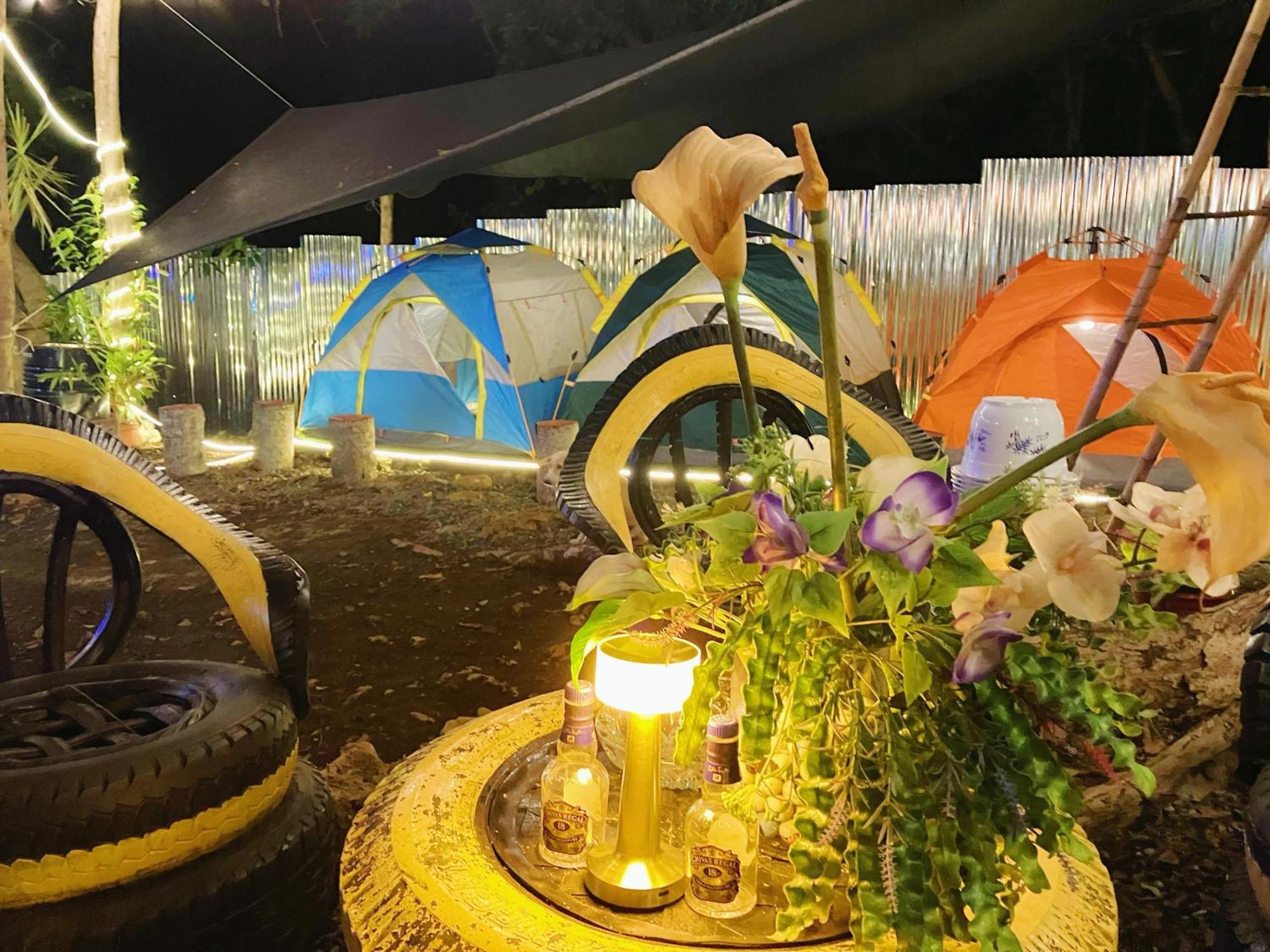 Campsarap Hostel & Resort Valencia  Екстер'єр фото